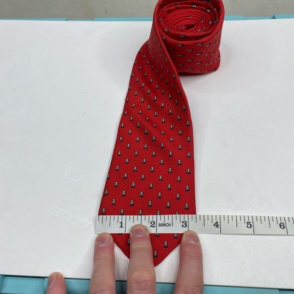 Vintage Christian Dior Red with Blue Oval Shape Print  100% Silk Neck Tie - Picture 3 of 3